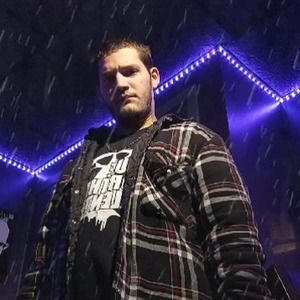 Meet your Posher, Chuck